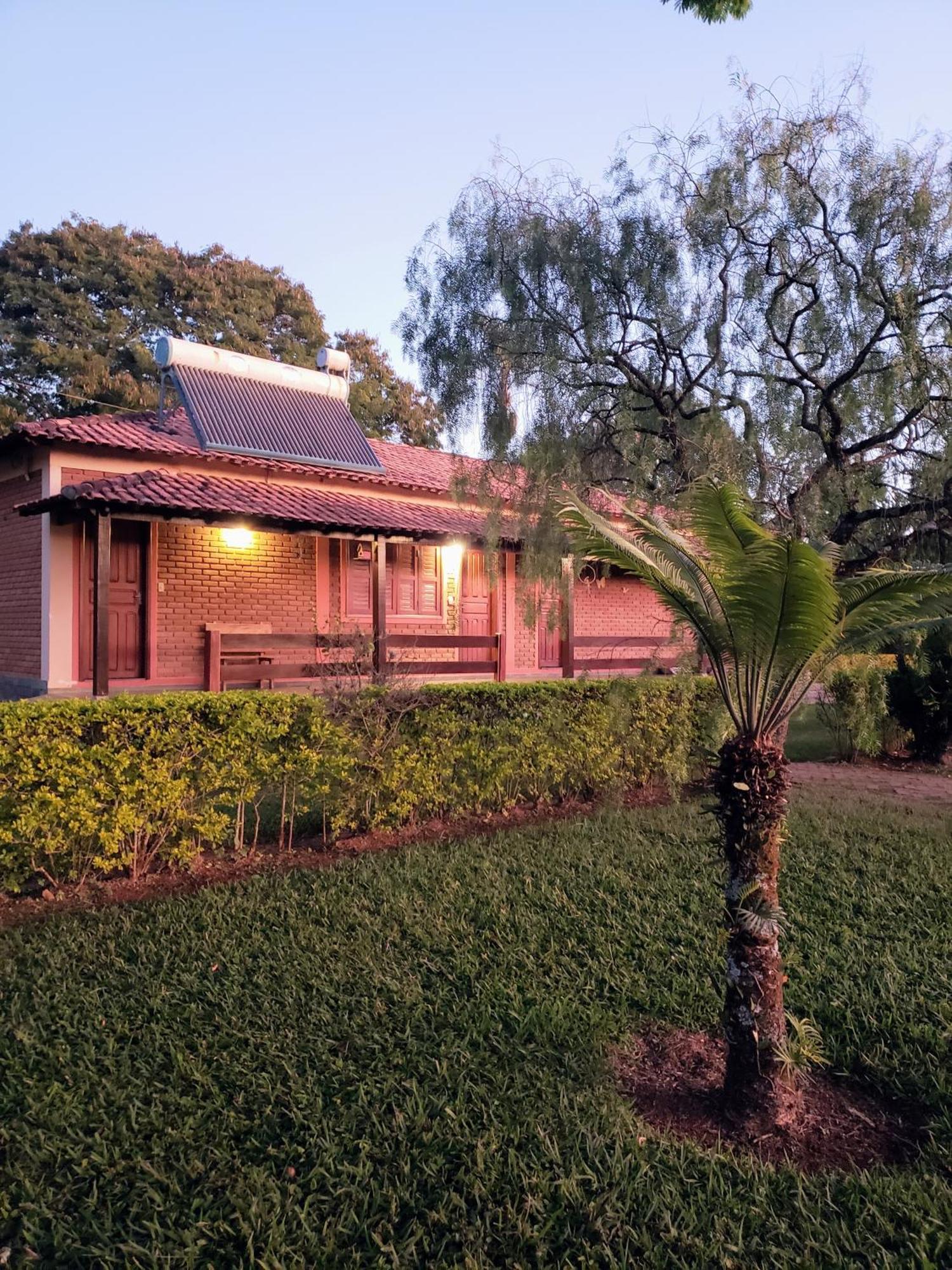 Pousada Vila Minas イタンヤンドゥ エクステリア 写真